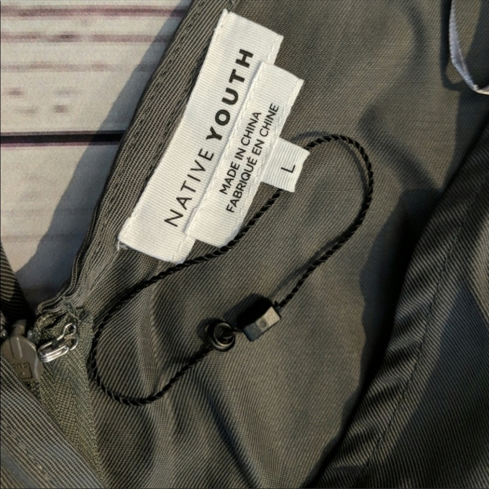 Native youth grey jumpsuit - Picture 4 of 6